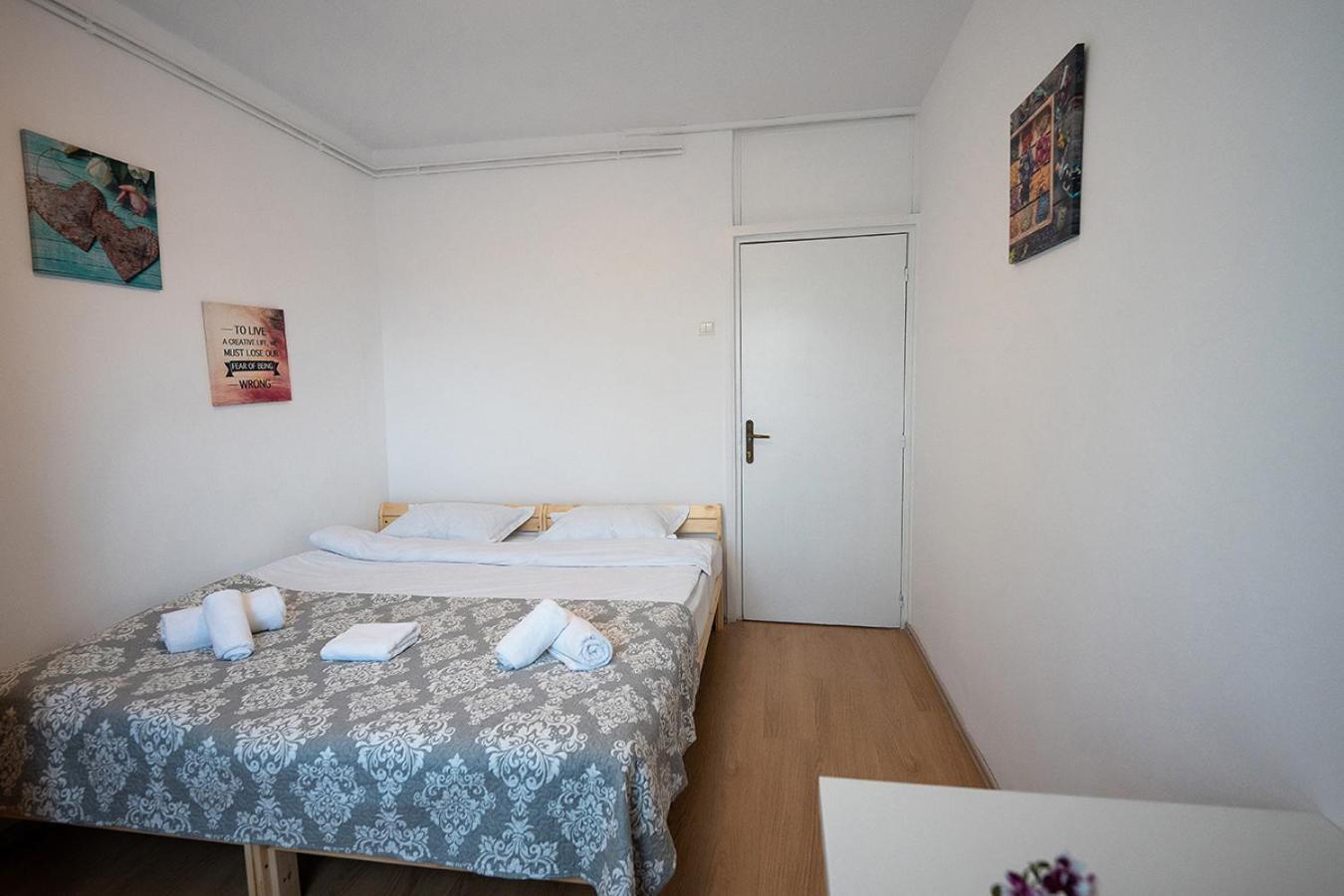 Aurel Vlaicu Apartment- Gara Braşov Extérieur photo